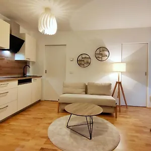 Apartment Luma Near Schoenbrunn With Parking, Wien