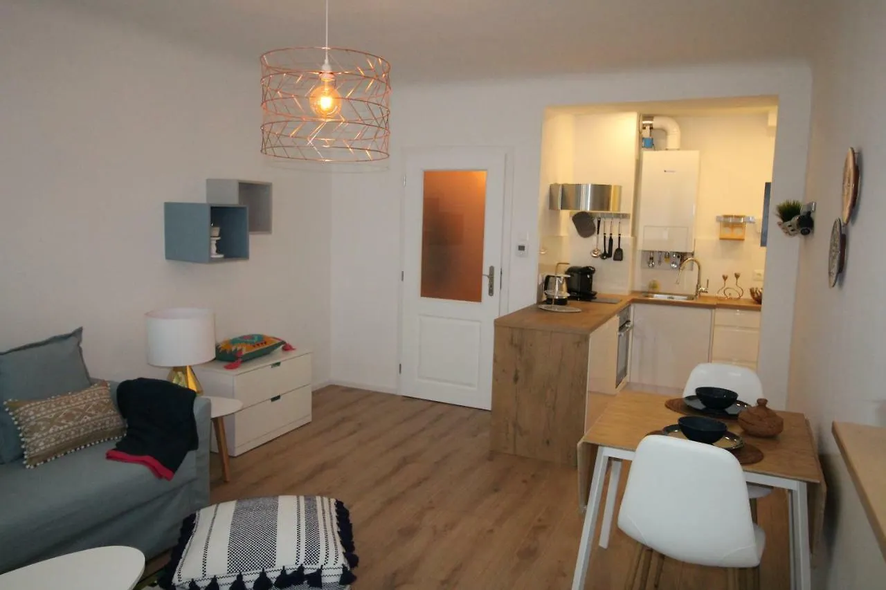 Apartment Studio Thalia Next To Metro Vienna